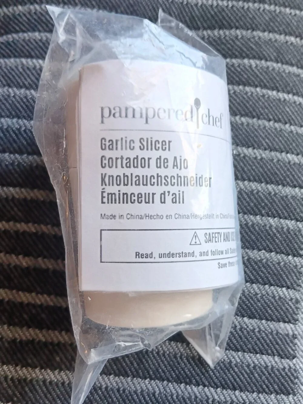 Pampered Chef Garlic Slicer